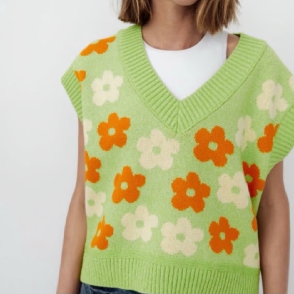 Zara Green Retro Daisy Floral Knit Sweater Vest Oversized Size S